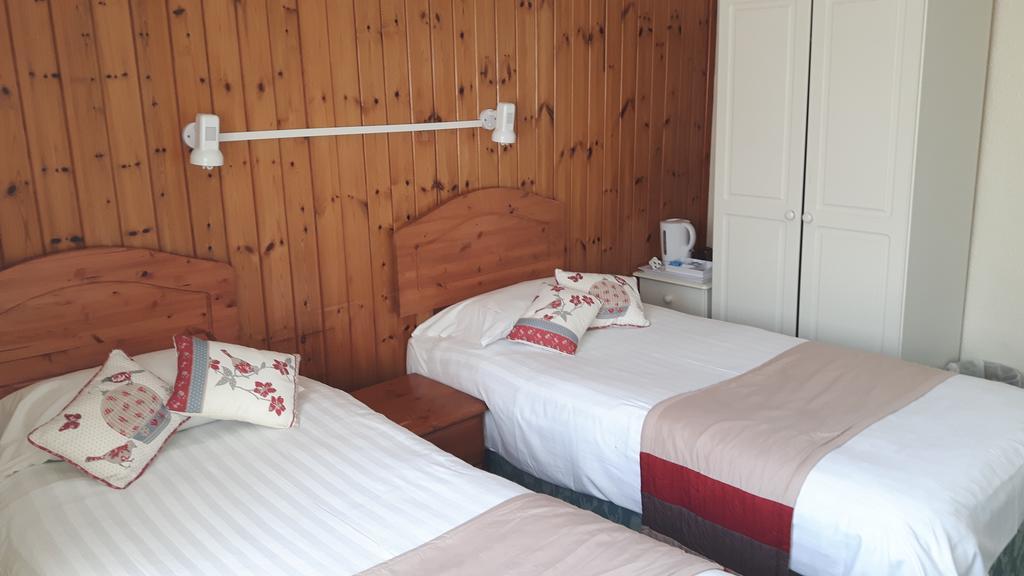 Surfside Stop New Quay Esterno foto